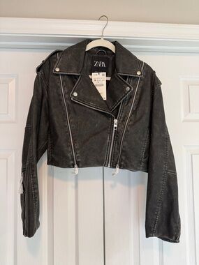 Zara Washed Black Cropped Moto Leather Jacket